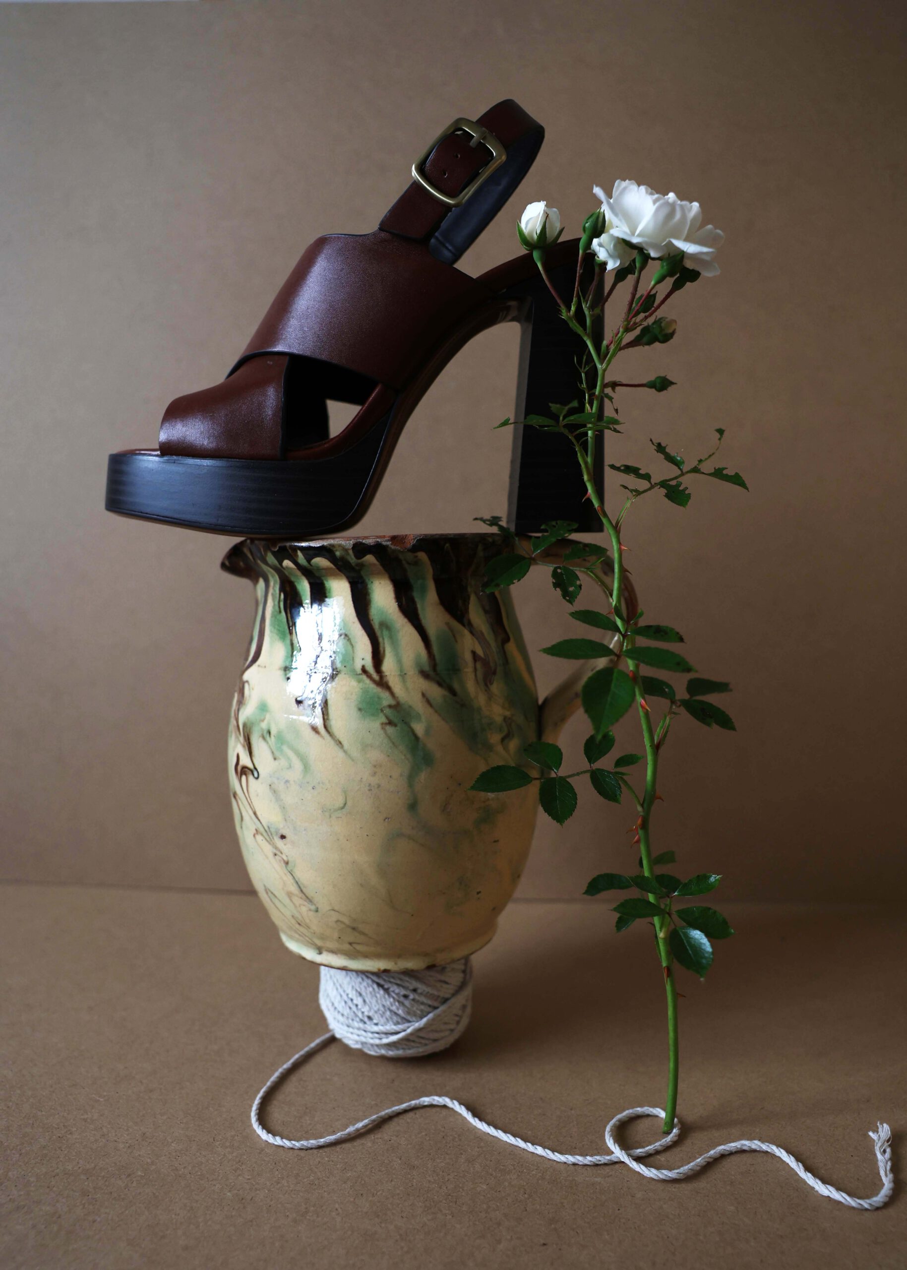 SANDAL SEASON